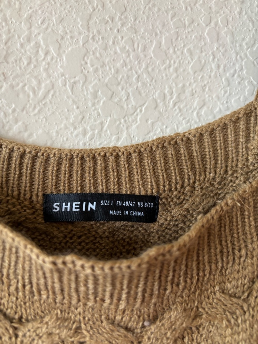 SHEIN Cable Knit Sweater Cropped Tank Top L - Picture 3 of 8